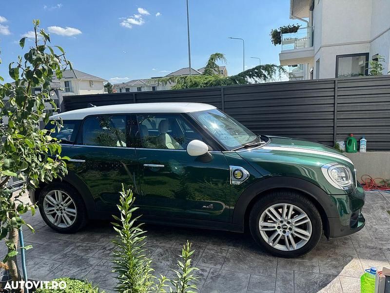 Second-hand Mini Countryman 224 CP (164 kW) 2019 Culoareverde SUV
