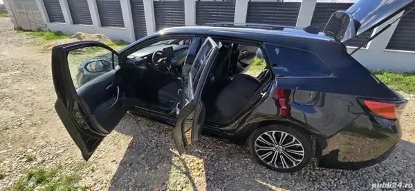 Second-hand Toyota Corolla 122 CP (89 kW) 2021 Break