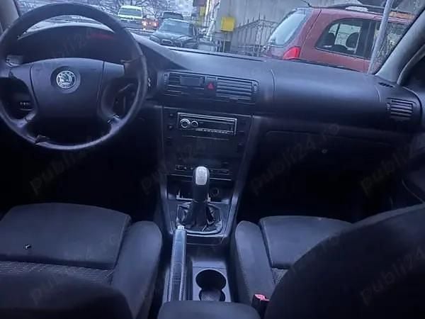 Second-hand Skoda Superb 120 CP (88 kW) 2008 Negru Berlinǎ