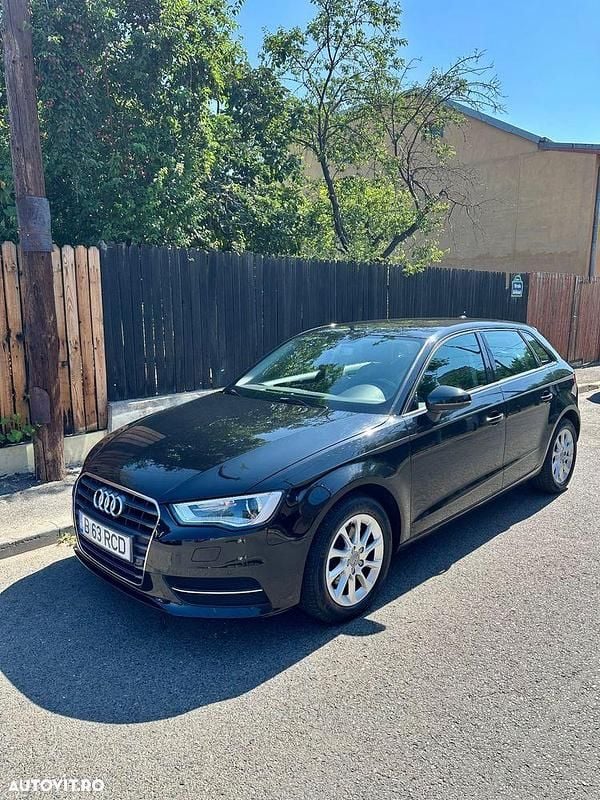 Negru Utilizat 2016 Audi A3 Sportback Ambition Hatchback | 11.950 EUR (Preț OK) - Imagine 1/4