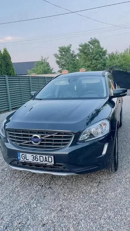 Utilizat 2015 Volvo XC60 SUV | 11.000 EUR (Preț bun) - Imagine 1/4