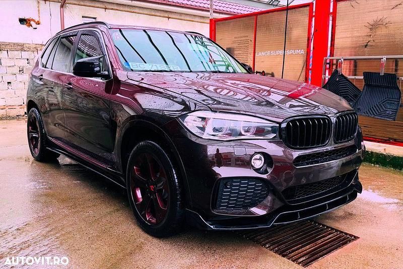 Culoaremaro Utilizat 2014 BMW X5 Sport Line SUV | 21.000 EUR - Imagine 1/4