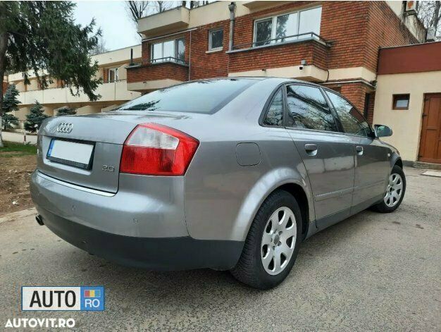 Second-hand Audi A4 130 CP (95 kW) 2003 Gri Berlinǎ