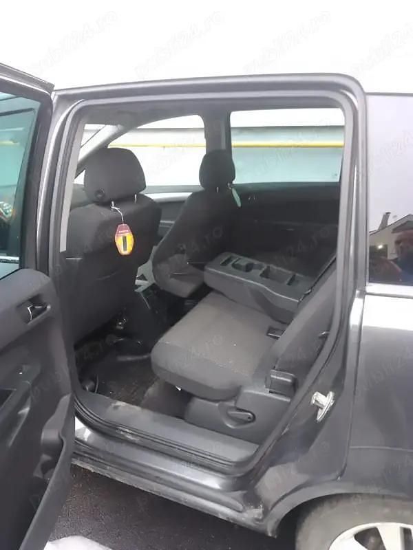 Second-hand Opel Zafira 110 CP (80 kW) 2012 Monovolum