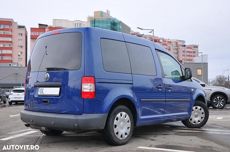 Second-hand VW Caddy 109 CP (80 kW) 2009 Culoarealbastru Monovolum