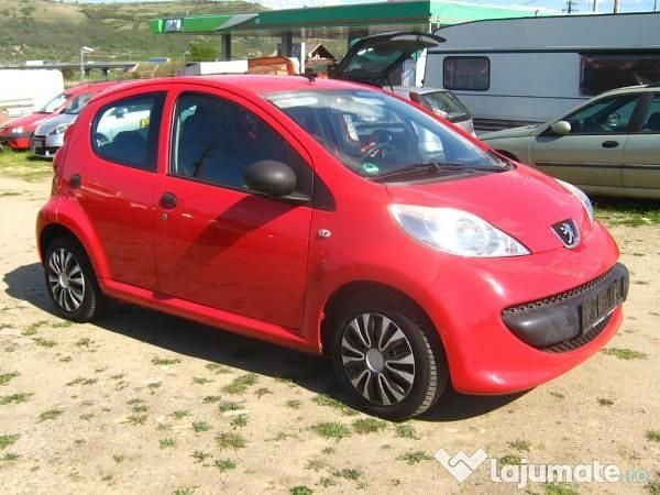 Utilizat 2006 Peugeot 107 Hatchback | 1.199 EUR - Imagine 1/4