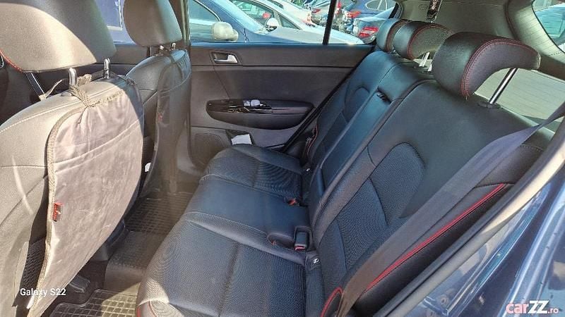 Second-hand Kia Sportage GT-Line 177 CP (130 kW) 2019 Albastru SUV