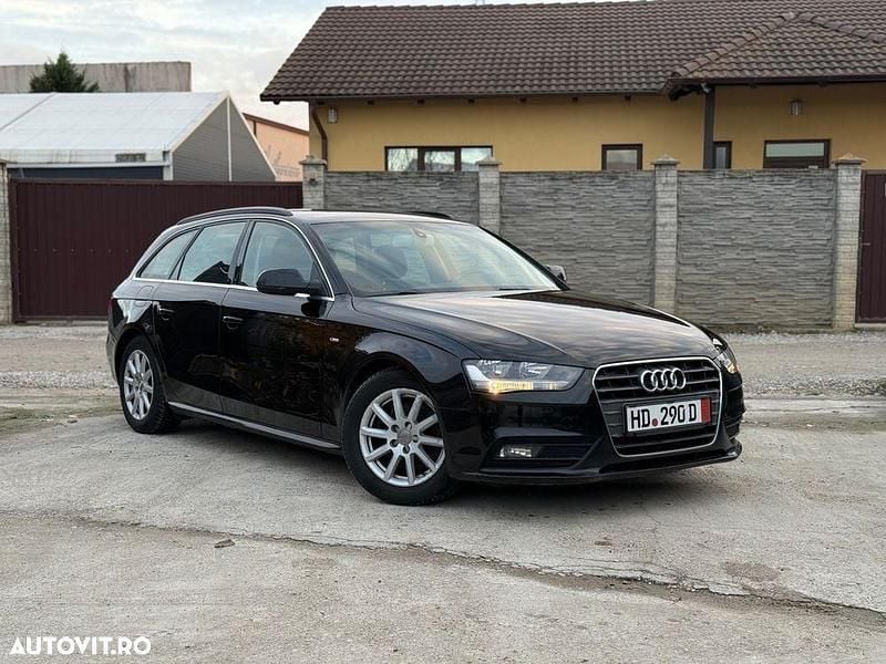 Culoarenegru Utilizat 2013 Audi A4 S-Line Break | 6.990 EUR (Preț bun) - Imagine 1/4