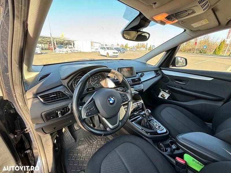 Second-hand BMW 216 Comfort Edition 116 CP (85 kW) 2015 Culoarealbastru Monovolum