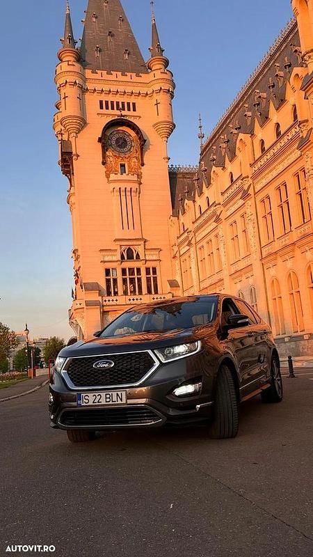 Culoaregri Utilizat 2018 Ford Edge Vignale SUV | 20.850 EUR (Puțin scump) - Imagine 1/4