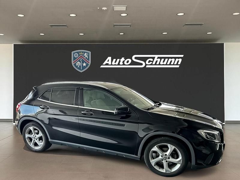 Second-hand Mercedes GLA200 Progressive 136 CP (100 kW) 2018 SUV