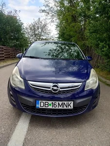 Utilizat 2013 Opel Corsa Hatchback | 3.300 EUR (Preț OK) - Imagine 1/4