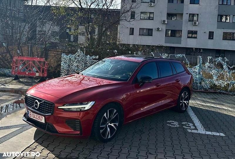Culoarerosu Second-hand 2020 Volvo V60 Break | 17.990 EUR - Imagine 1/4
