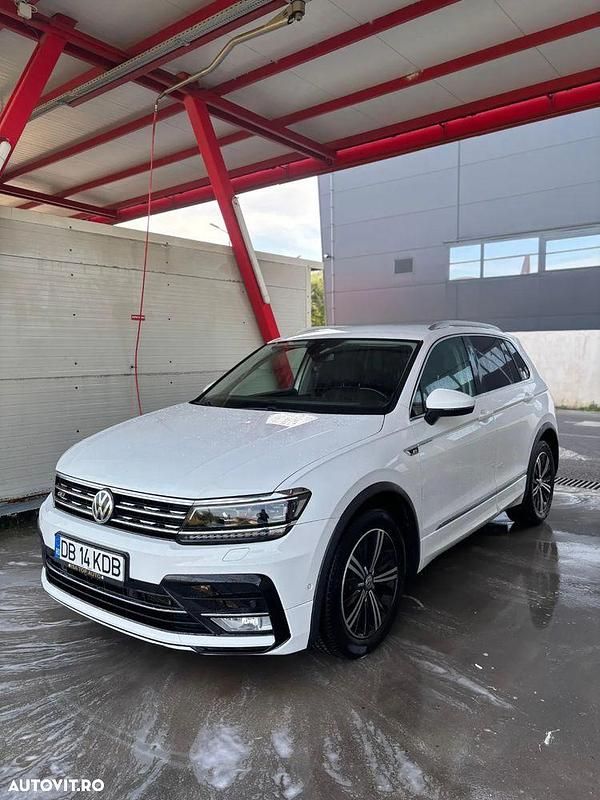 Culoarealb Utilizat 2016 VW Tiguan Highline SUV | 20.500 EUR (Scump) - Imagine 1/4