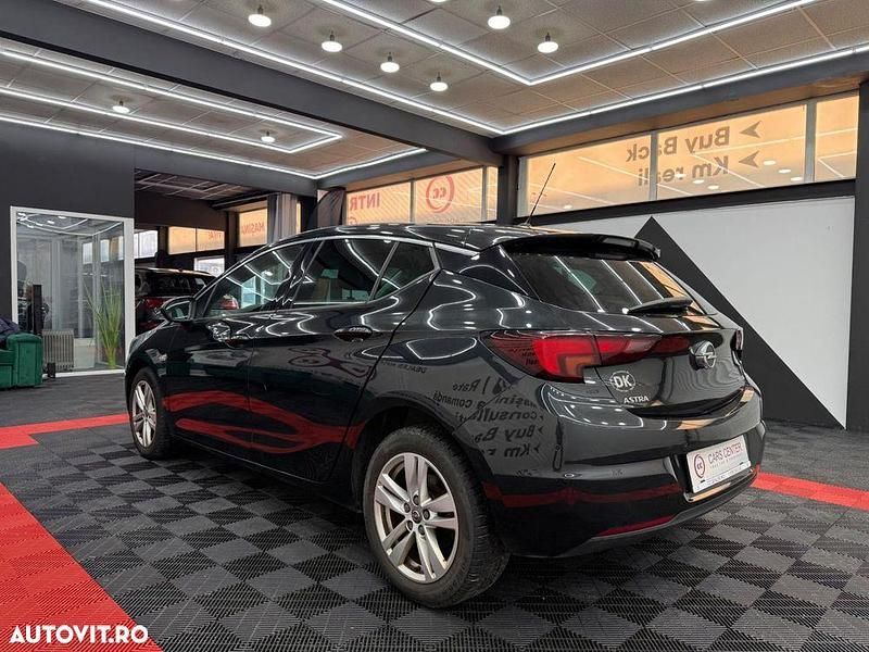 Second-hand Opel Astra Ultimate 150 CP (110 kW) 2017 Culoarenegru Hatchback