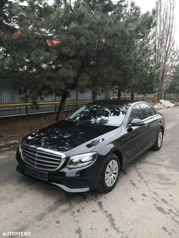 Second-hand Mercedes E200 150 CP (110 kW) 2017 Culoarenegru Berlinǎ