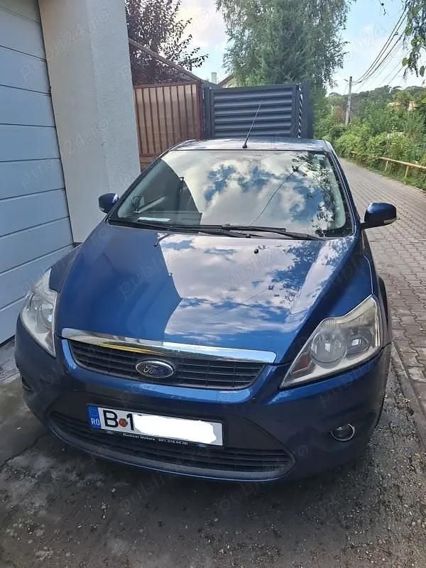 Albastru Utilizat 2010 Ford Focus Berlinǎ | 3.000 EUR (Preț OK) - Imagine 1/3