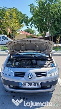 Gri Utilizat 2003 Renault Mégane II Hatchback | 1.000 EUR (Preț OK) - Imagine 1/4