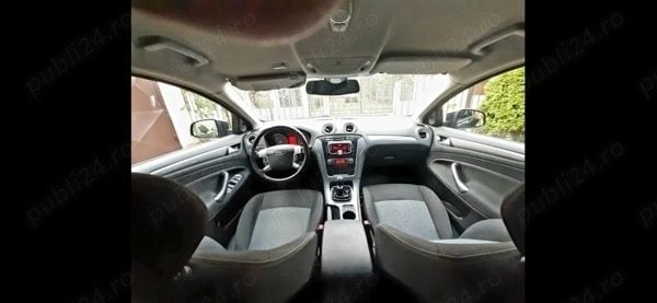Negru Utilizat 2013 Ford Mondeo Hatchback | 3.900 EUR (Preț bun) - Imagine 1/4
