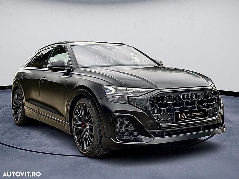 Culoarenegru Utilizat 2024 Audi Q8 Business SUV | 83.793 EUR - Imagine 1/4