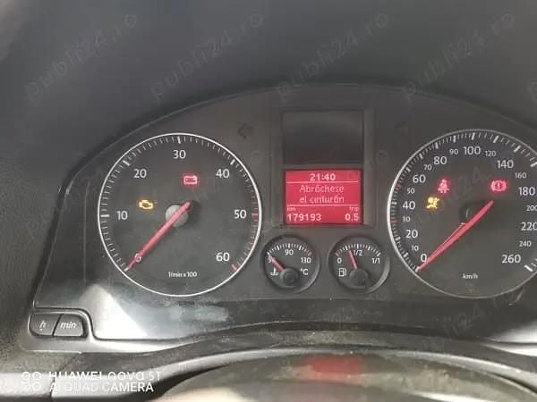 Utilizat 2006 VW Jetta Berlinǎ | 3.200 EUR (Preț OK) - Imagine 1/4