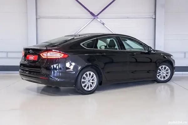 Second-hand Ford Mondeo 116 CP (85 kW) 2015 Berlinǎ