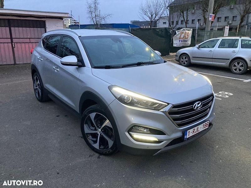 Second-hand Hyundai Tucson Premium 185 CP (136 kW) 2017 Culoarealbastru SUV