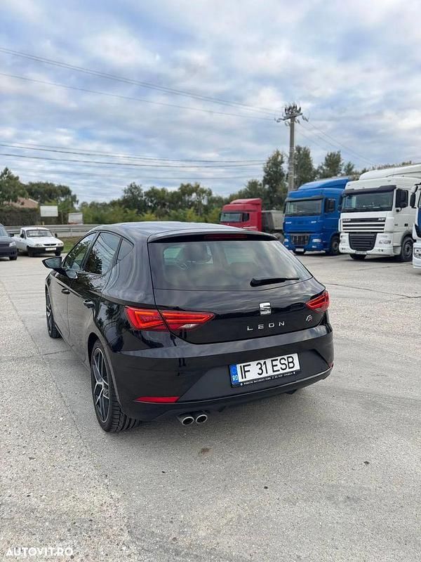 Culoarenegru Utilizat 2018 Seat Leon FR Hatchback | 16.300 EUR (Puțin scump) - Imagine 1/4
