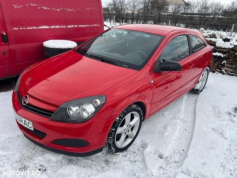 Culoarerosu Second-hand 2006 Opel Astra Coupe | 1.850 EUR (Preț OK) - Imagine 1/4