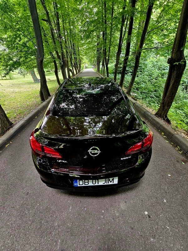 Maro Utilizat 2014 Opel Astra Berlinǎ | 6.500 EUR (Scump) - Imagine 1/4