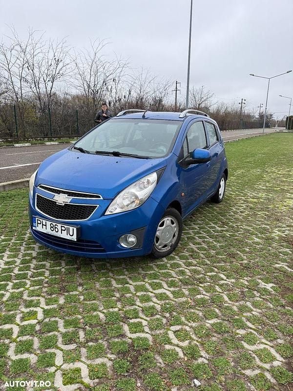 Culoarealbastru Utilizat 2012 Chevrolet Spark Hatchback | 2.000 EUR (Super Preț) - Imagine 1/4