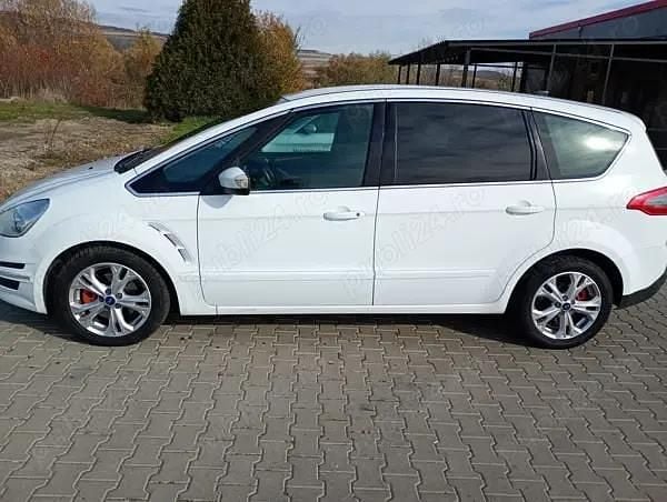 Alb Utilizat 2013 Ford S-MAX S Berlinǎ | 6.500 EUR - Imagine 1/4
