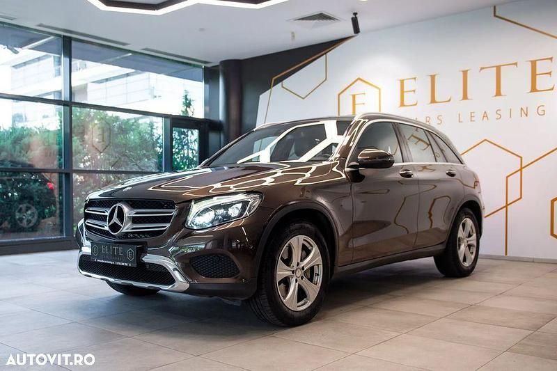 Culoaremaro Utilizat 2015 Mercedes GLC220 SUV | 23.000 EUR (Preț OK) - Imagine 1/4