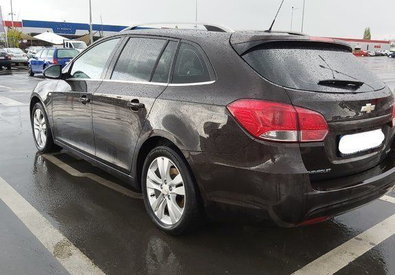 Second-hand Chevrolet Cruze 163 CP (119 kW) 2013 Maro Break