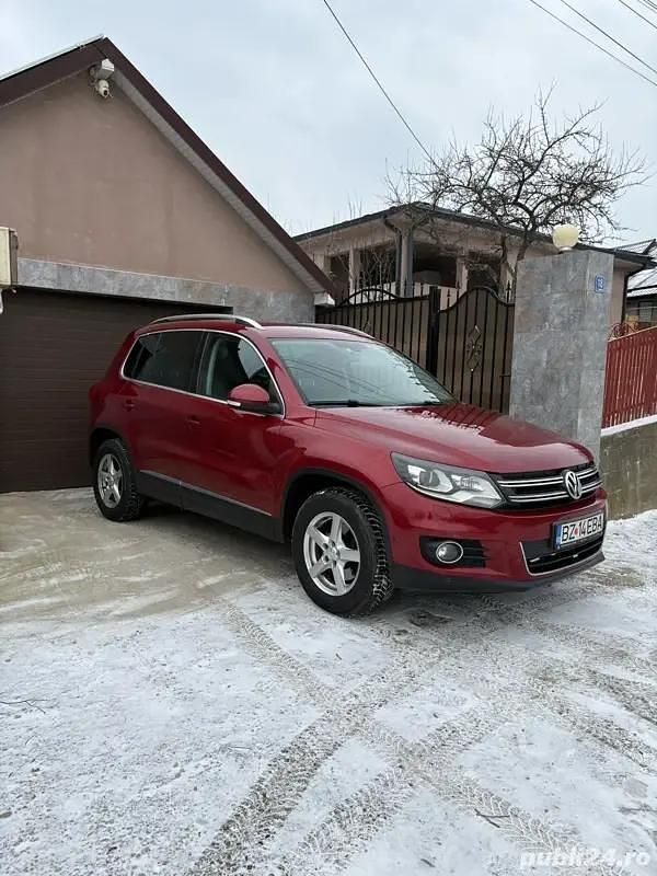 Rosu Utilizat 2012 VW Tiguan SUV | 10.500 EUR (Puțin scump) - Imagine 1/4