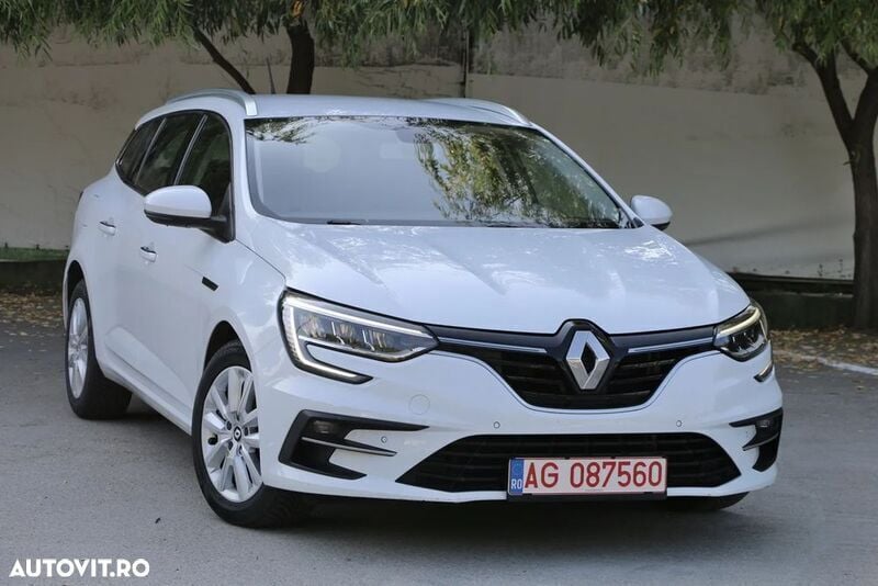 Alb Utilizat 2022 Renault Mégane GrandTour Break | 12.599 EUR (Preț OK) - Imagine 1/4