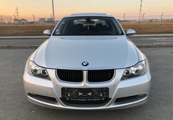Second-hand BMW 320 Sport Line 163 CP (119 kW) 2007 Argintiu Berlinǎ