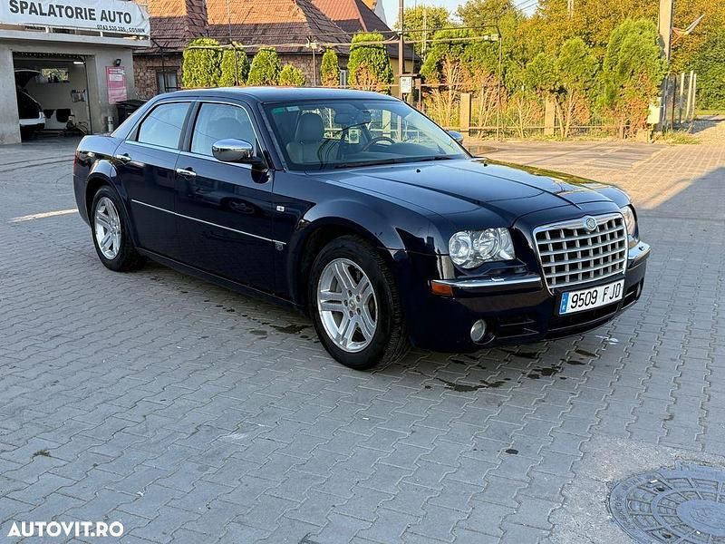 Culoarenegru Utilizat 2007 Chrysler 300C Berlinǎ | 5.750 EUR - Imagine 1/4