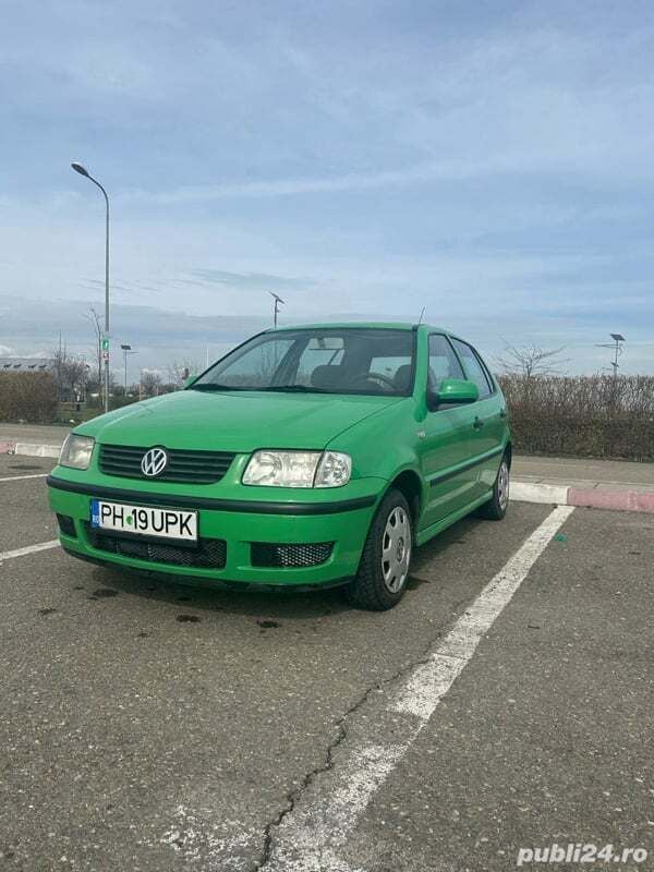 Verde Utilizat 2002 VW Polo Hatchback | 1.400 EUR (Preț bun) - Imagine 1/4