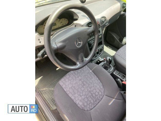 Second-hand Mercedes A160 105 CP (77 kW) 2004 Negru Hatchback