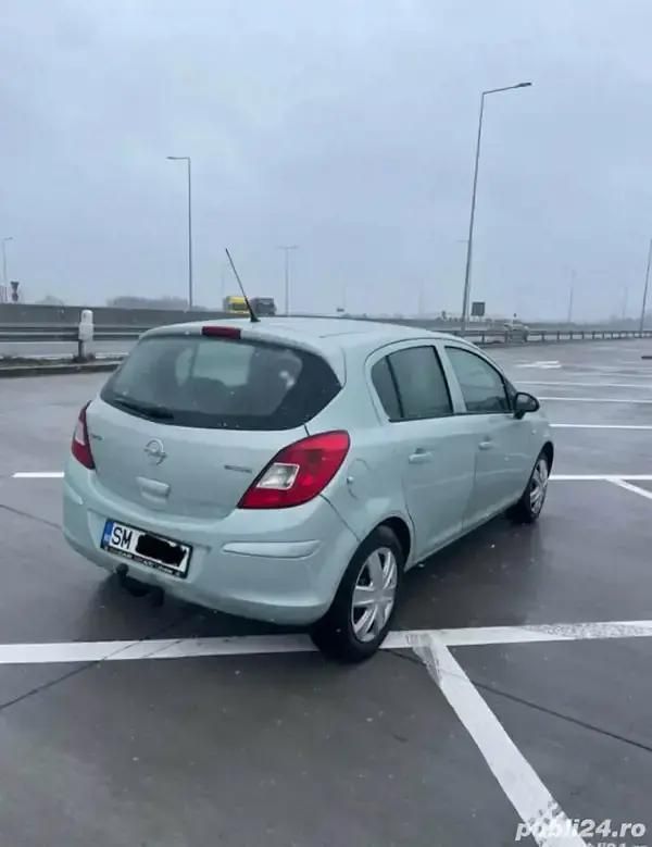 Verde Utilizat 2008 Opel Corsa Break | 2.000 EUR - Imagine 1/4
