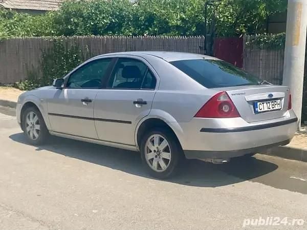 Utilizat 2004 Ford Mondeo Berlinǎ | 850 EUR (Preț bun) - Imagine 1/4