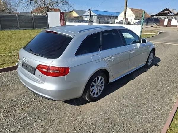 Second-hand Audi A4 Ambiente 143 CP (105 kW) 2013 Gri Break