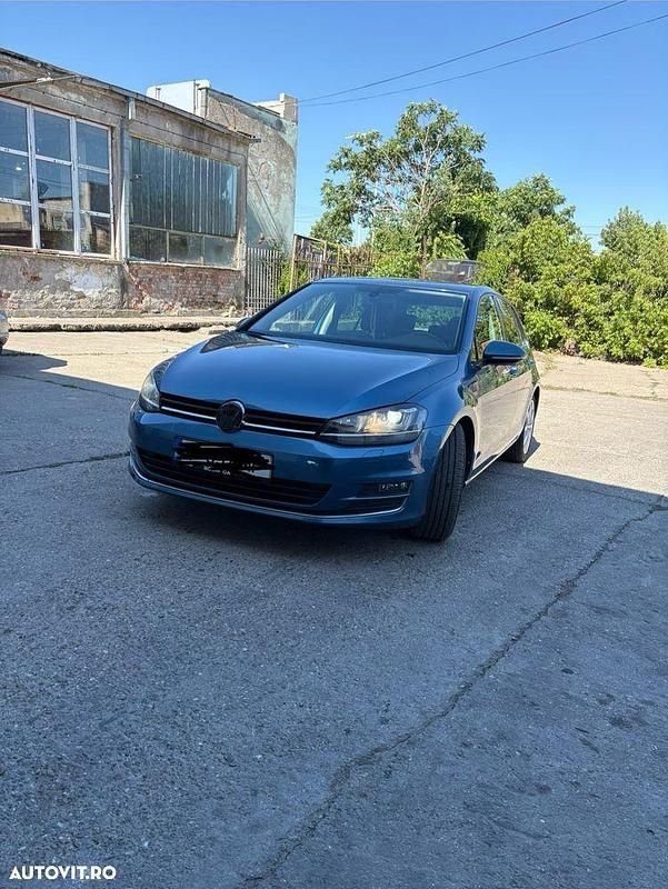 Culoarealbastru Utilizat 2014 VW Golf VII Comfortline Hatchback | 11.000 EUR (Preț OK) - Imagine 1/4