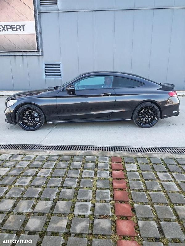 Second-hand Mercedes C43 AMG AMG 390 CP (286 kW) 2021 Culoarenegru Coupe