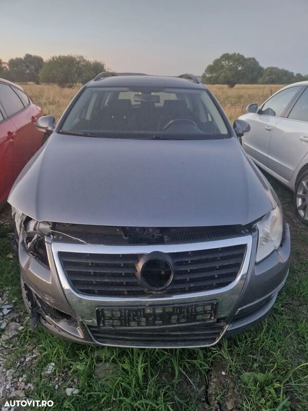 Gri Utilizat 2006 VW Passat Highline Break | 1.450 EUR (Super Preț) - Imagine 1/4