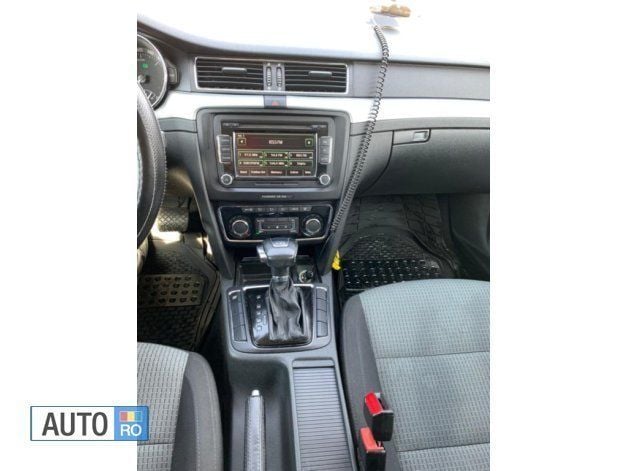 Second-hand Skoda Superb 170 CP (125 kW) 2009 Negru Berlinǎ