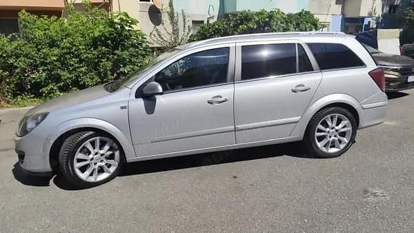 Utilizat 2007 Opel Astra Hatchback | 2.150 EUR (Preț OK) - Imagine 1/4