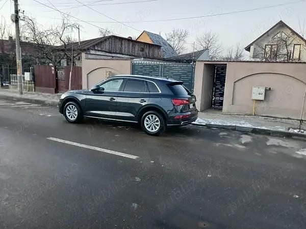 Gri Utilizat 2019 Audi Q5 S-Line SUV | 18.900 EUR - Imagine 1/4