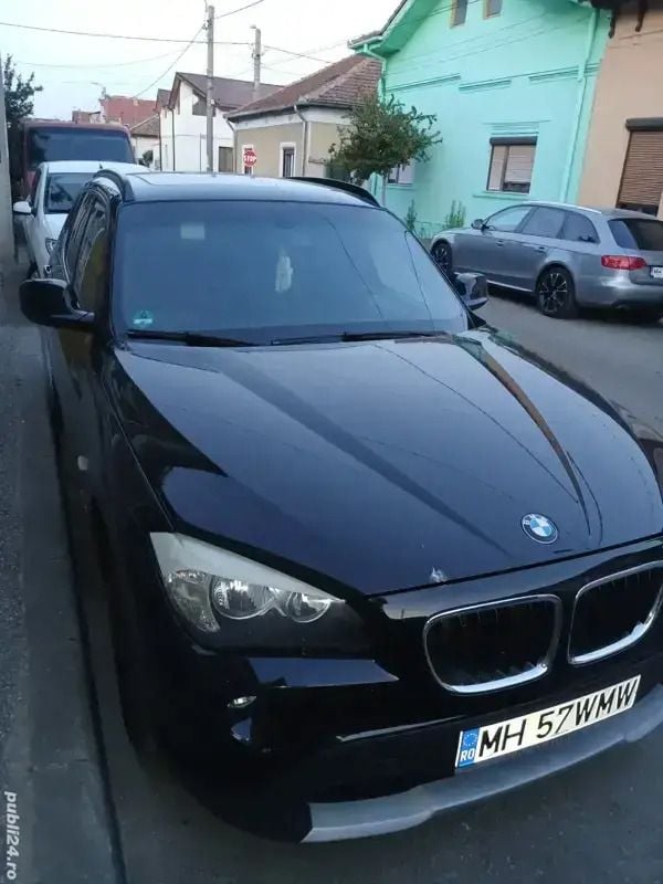 Utilizat 2010 BMW X1 SUV | 7.250 EUR (Preț OK) - Imagine 1/4